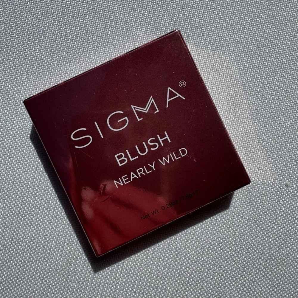 NWT Sigma Beauty Blush - Nearly Wild